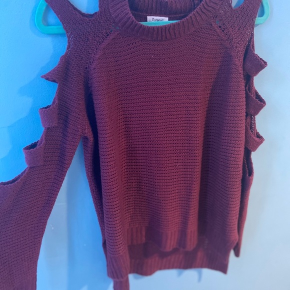 Sweater - Picture 2 of 2